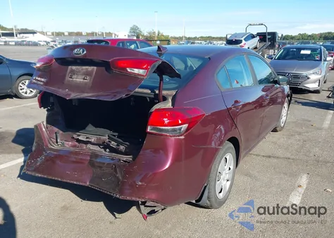 2018 Kia Forte Lx z USA, uszkodzony, nr VIN 3KPFL4A73JE248711